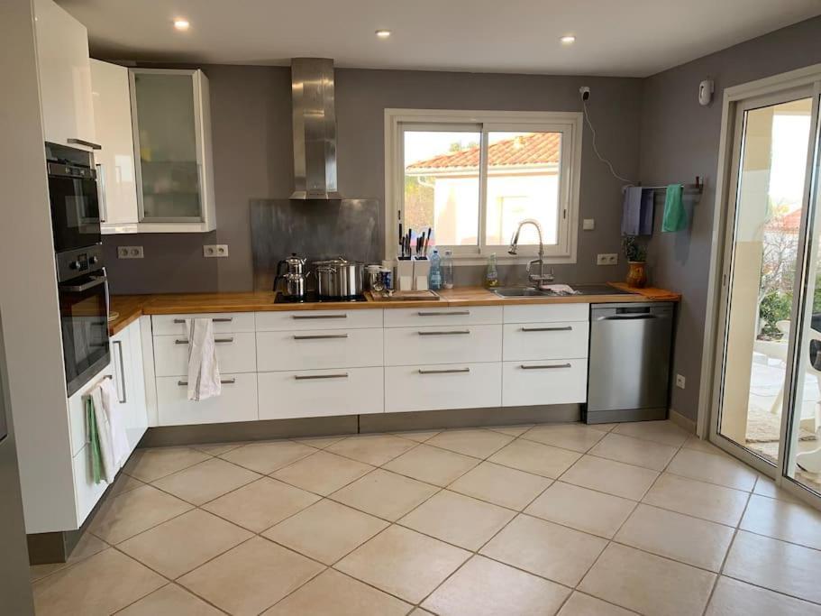 Villa Vue Sur Etang 8 Personnes Spacieuse Et Calme 나르본 외부 사진